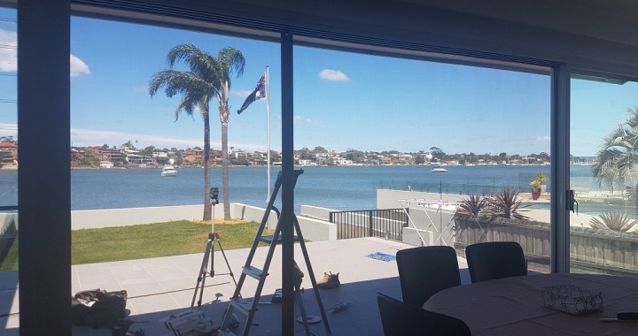 SYDNEY RETRACTABLE FLYSCREENS