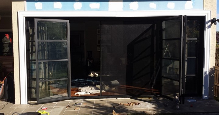 bi-fold retractable fly screens